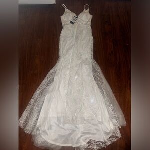 WEDDDING Dress mermaid gown size large